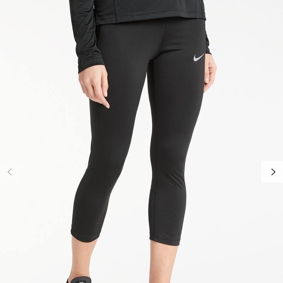 Nike Pants - Nike Tight Fit Mid Rise Crop Leggings NWT